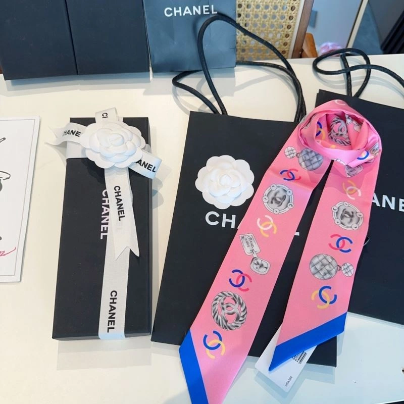 Trendy Chanel Silk 273045