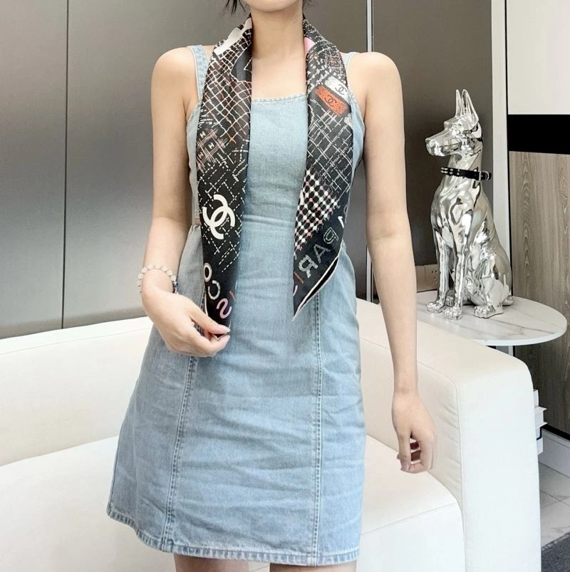 Classic Chanel Silk 273038