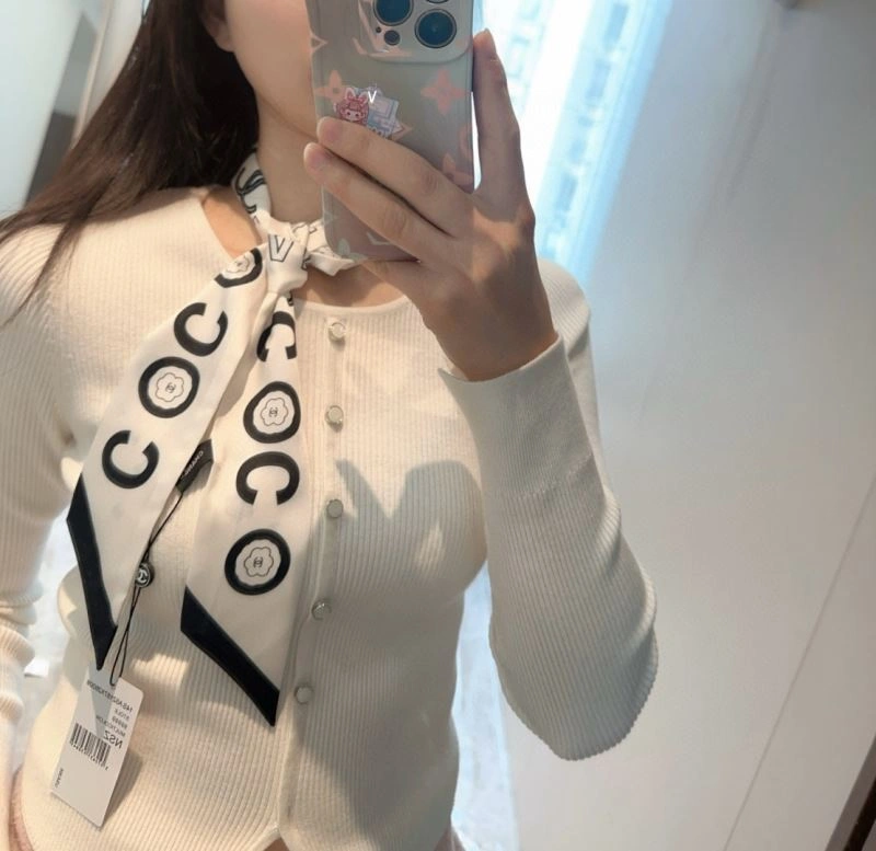 Refined Chanel Silk 272991