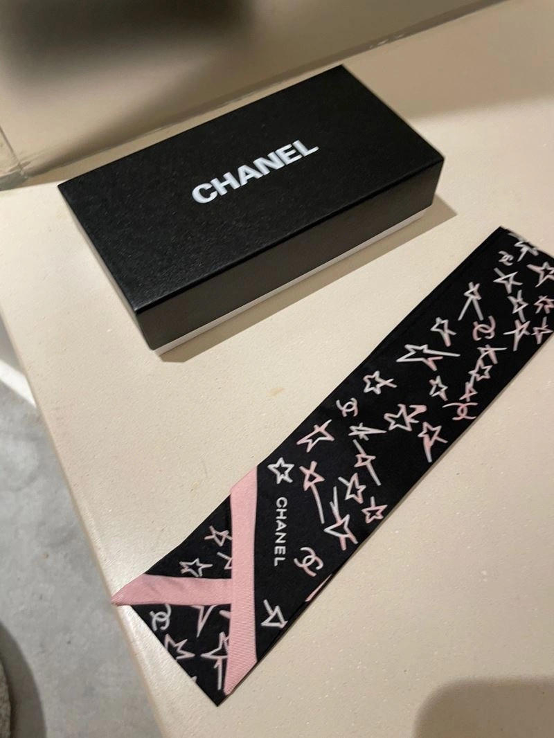 TechFriendly Chanel Silk 272996