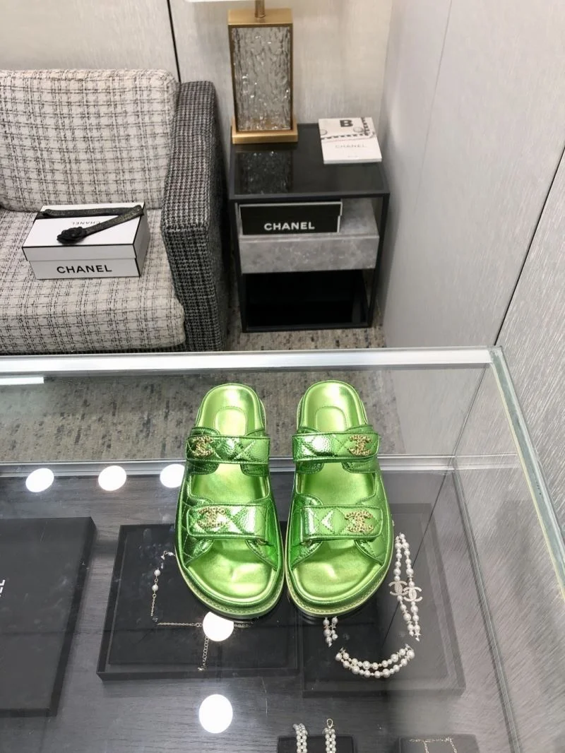 Chic Chanel Slippers 19836