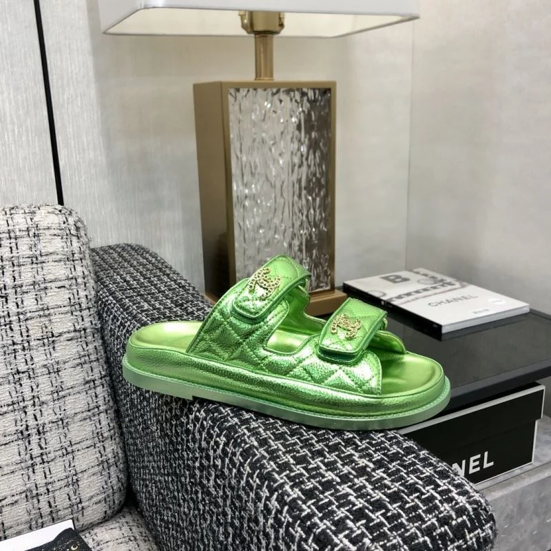 Chic Chanel Slippers 19836