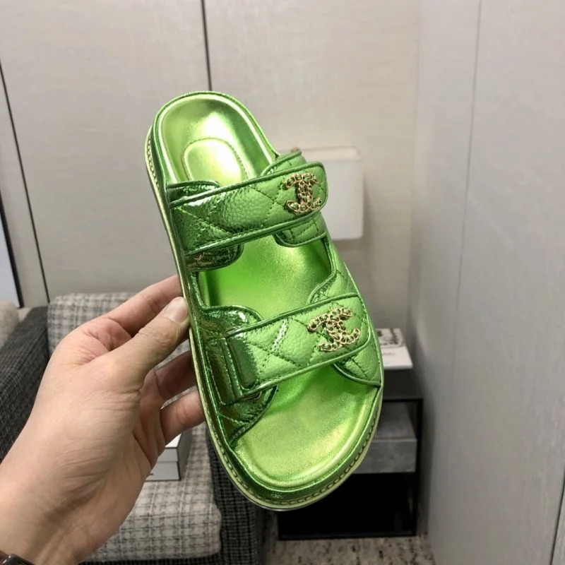 Chic Chanel Slippers 19836