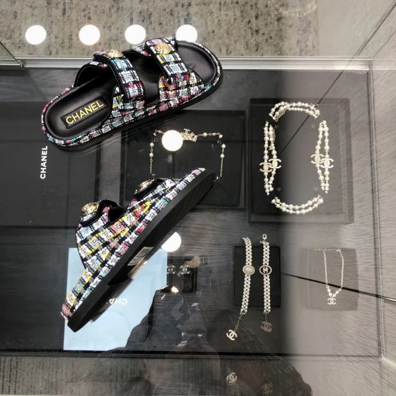 Chanel Slippers Durable 19858
