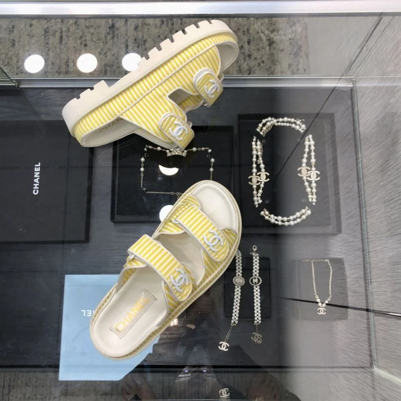 Breathable Chanel Slippers 19816
