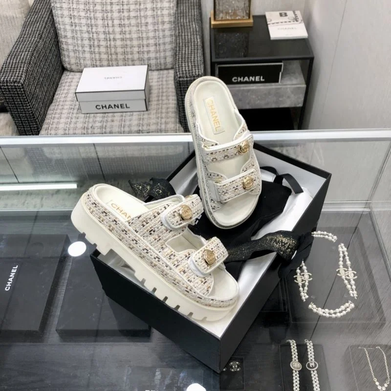 Chanel Slippers Durable 19812