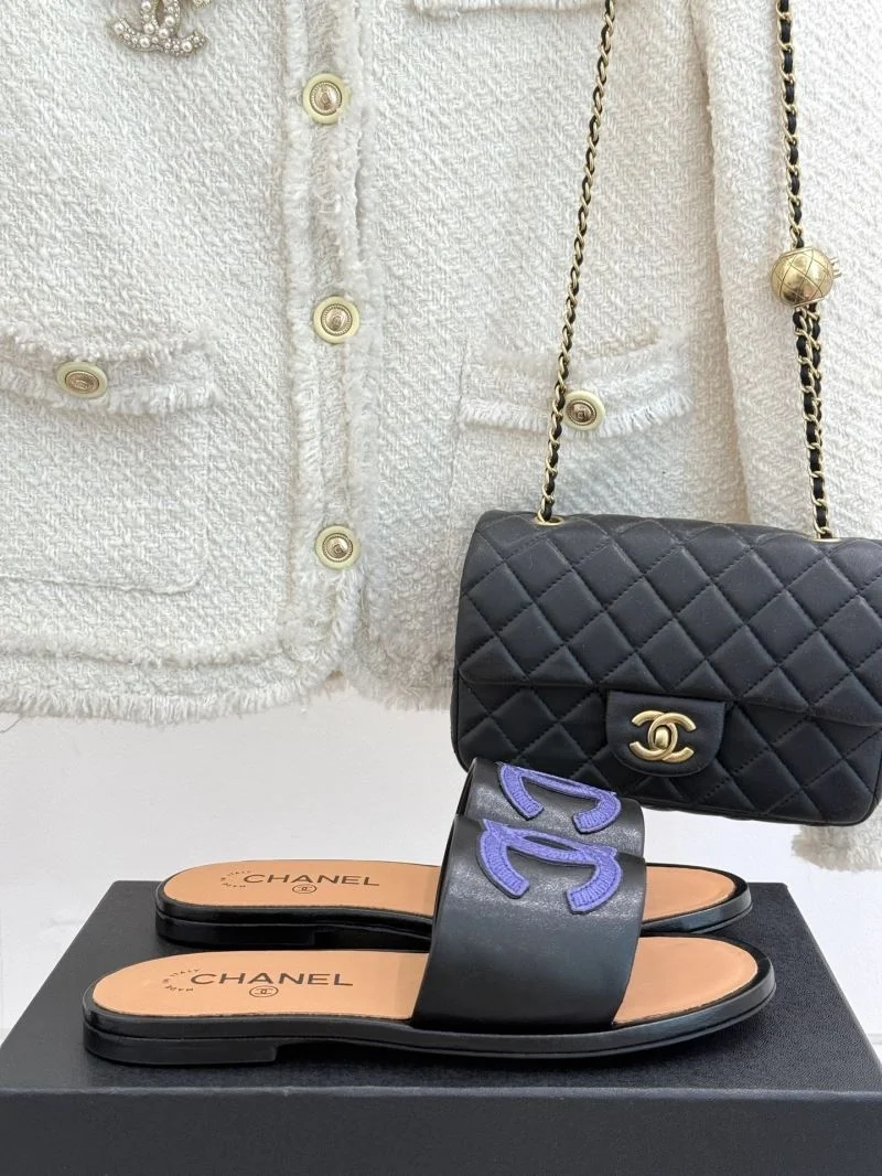 Chanel Slippers FreshLook 19777