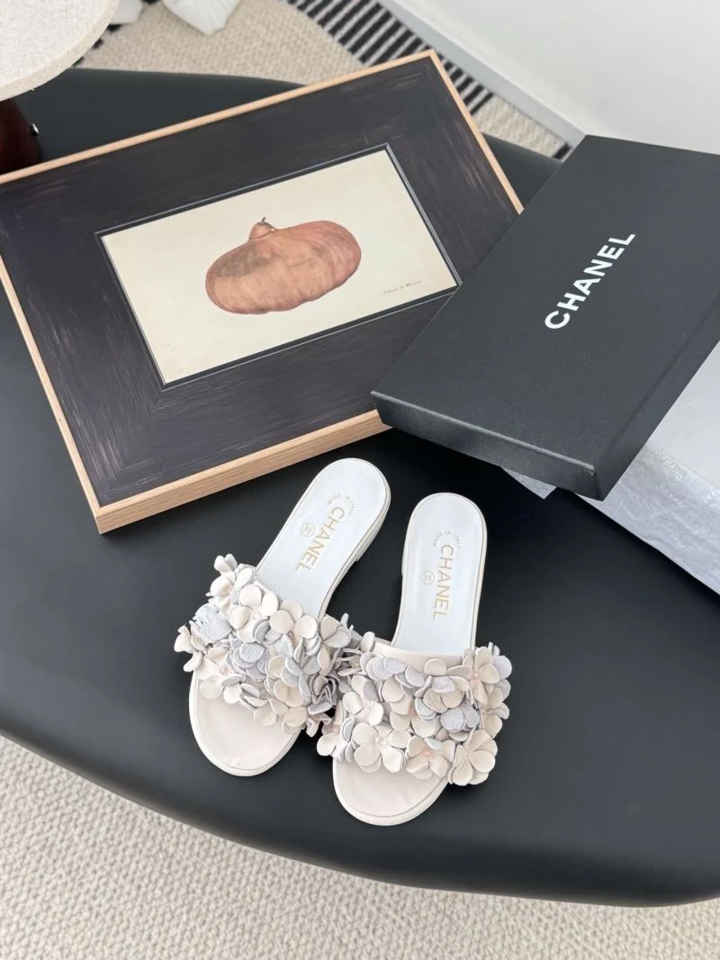 Chanel Slippers ModernLook 19763