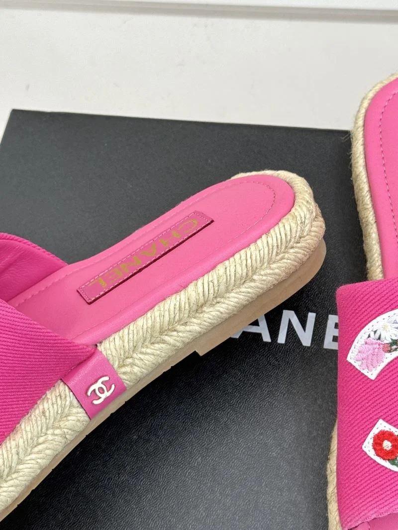 Comfortable Chanel Slippers 19751