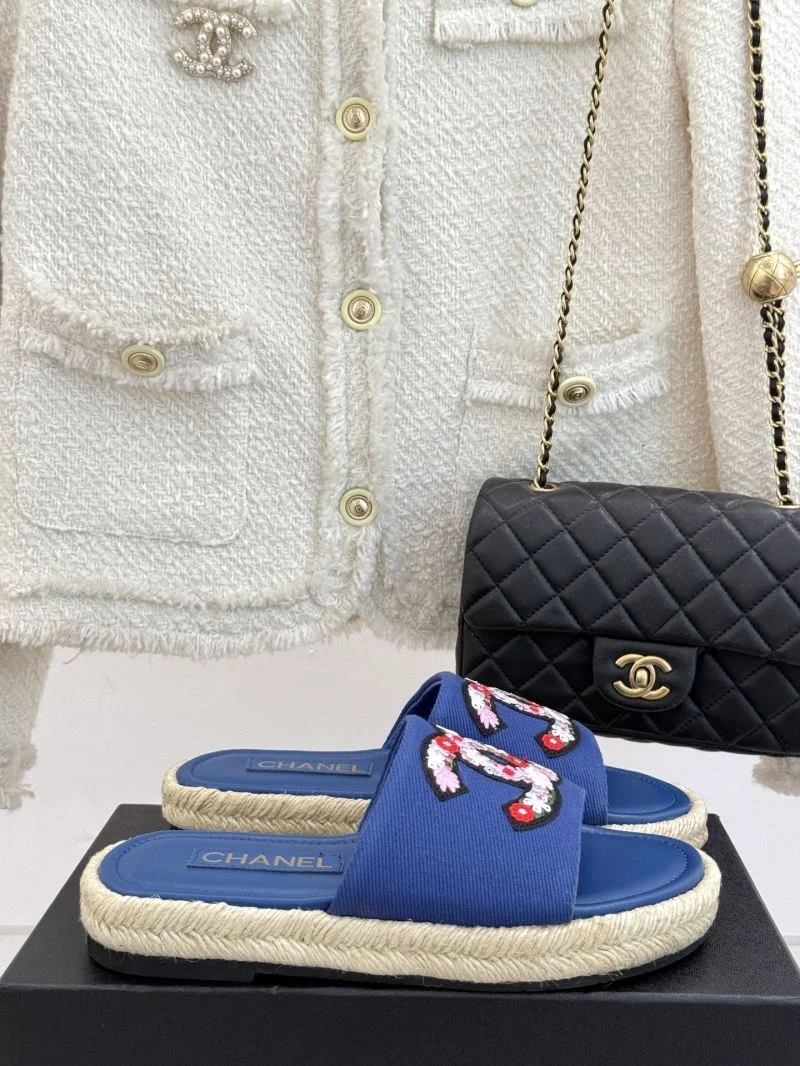 Casual Chanel Slippers 19741