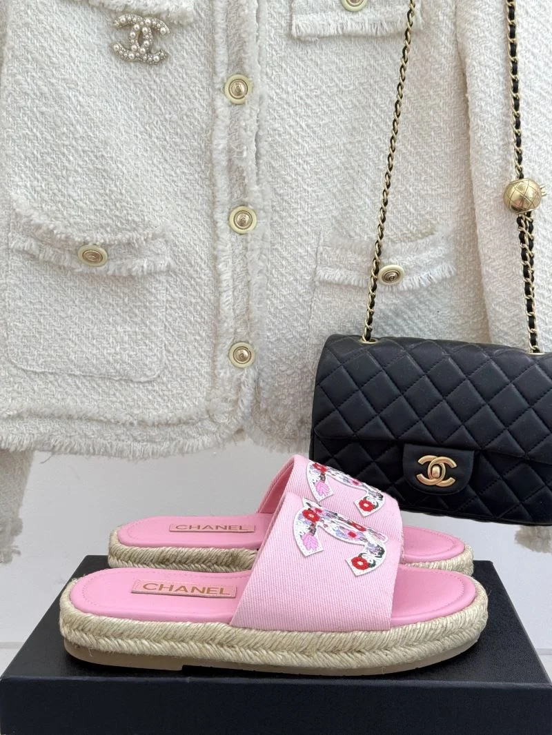 Lightweight Chanel Slippers 19752