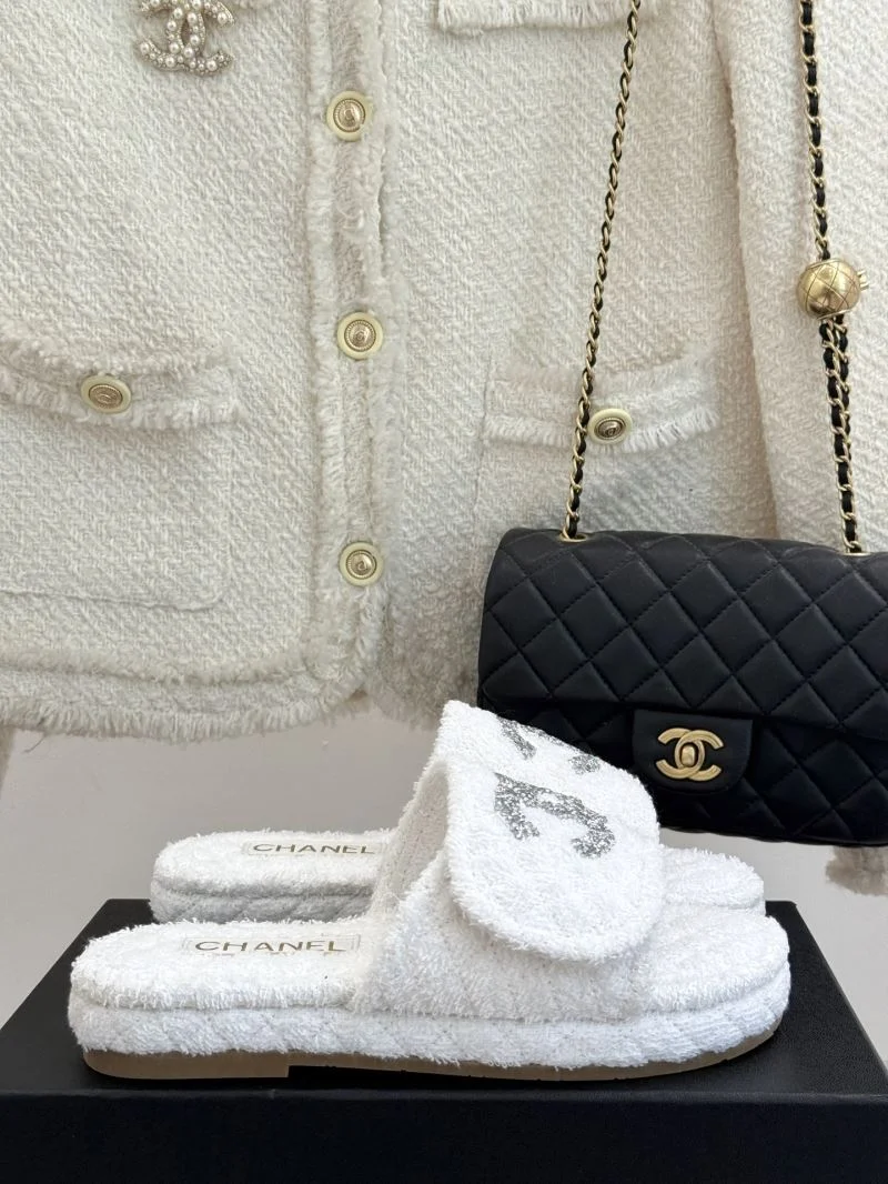 ZipUp Chanel Slippers 19738
