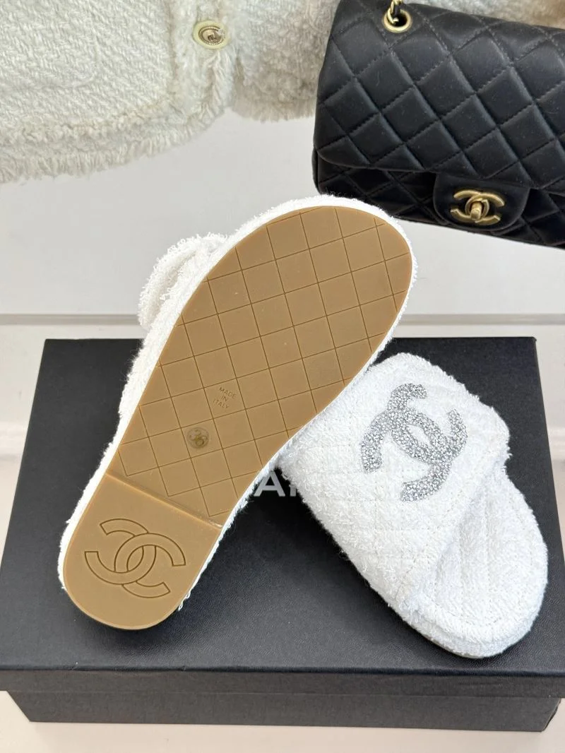 ZipUp Chanel Slippers 19738