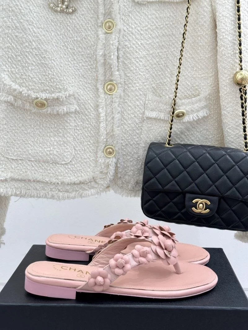 Chanel Slippers Lightweight 19724