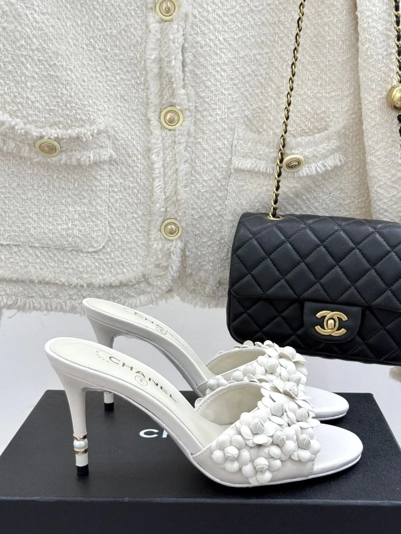 Chanel Slippers Vibrant 19720