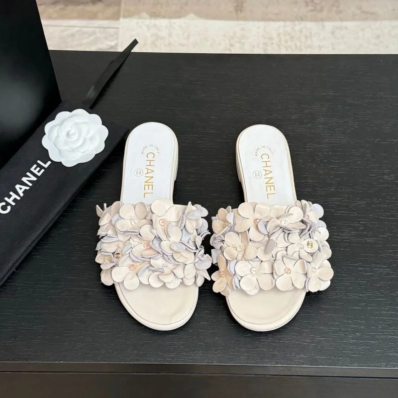 Chanel Slippers Cozy 19698