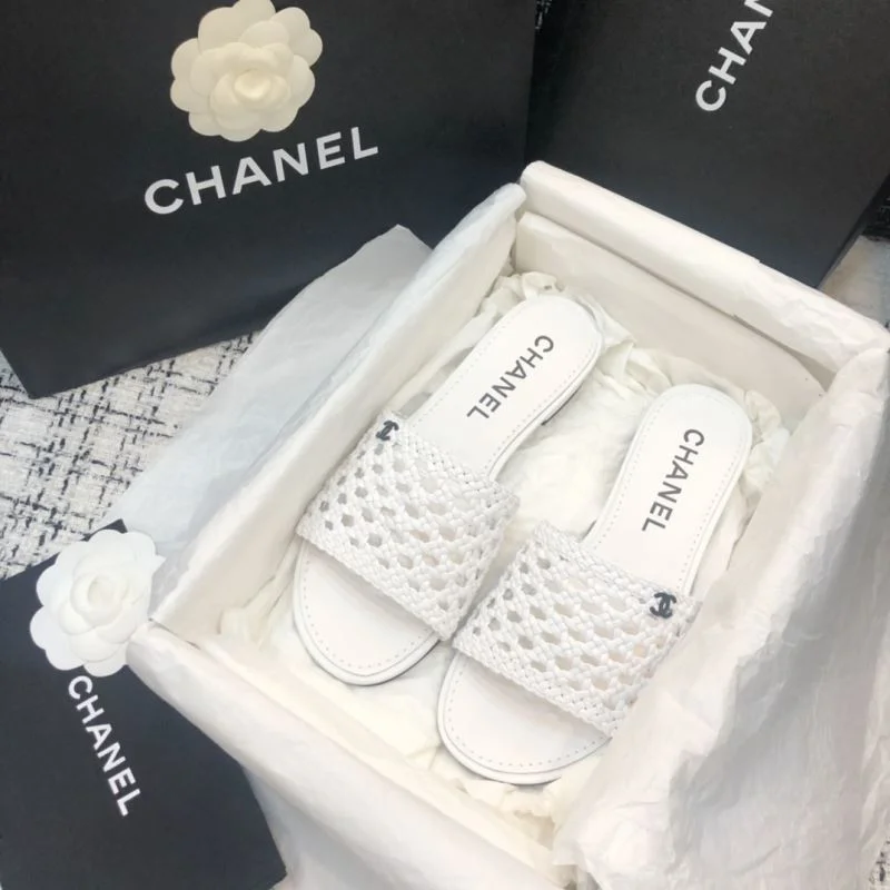 Chanel Slippers Attractive 19675