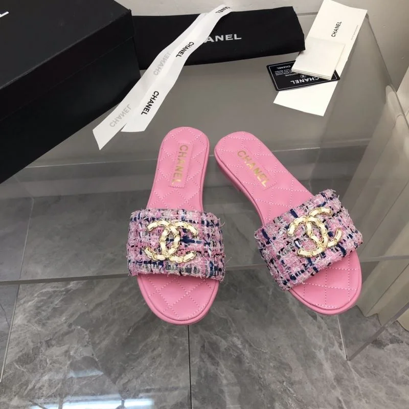 MoistureWicking Chanel Slippers 19702
