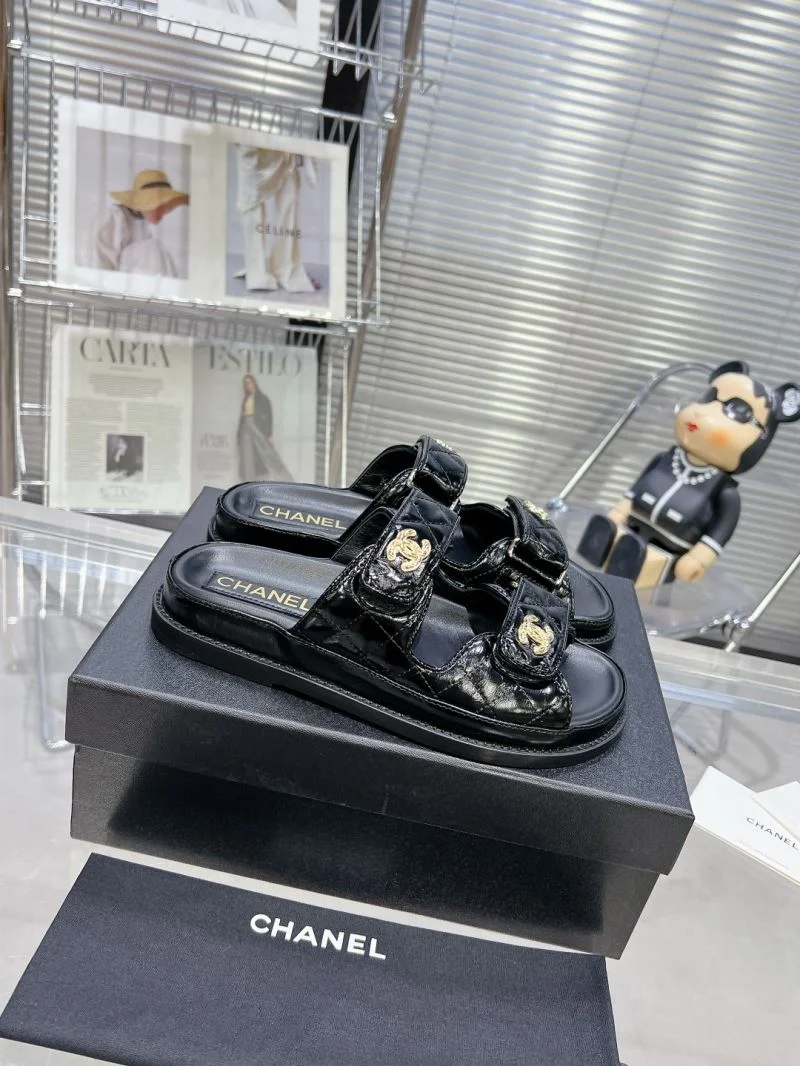Chic Chanel Slippers 19676