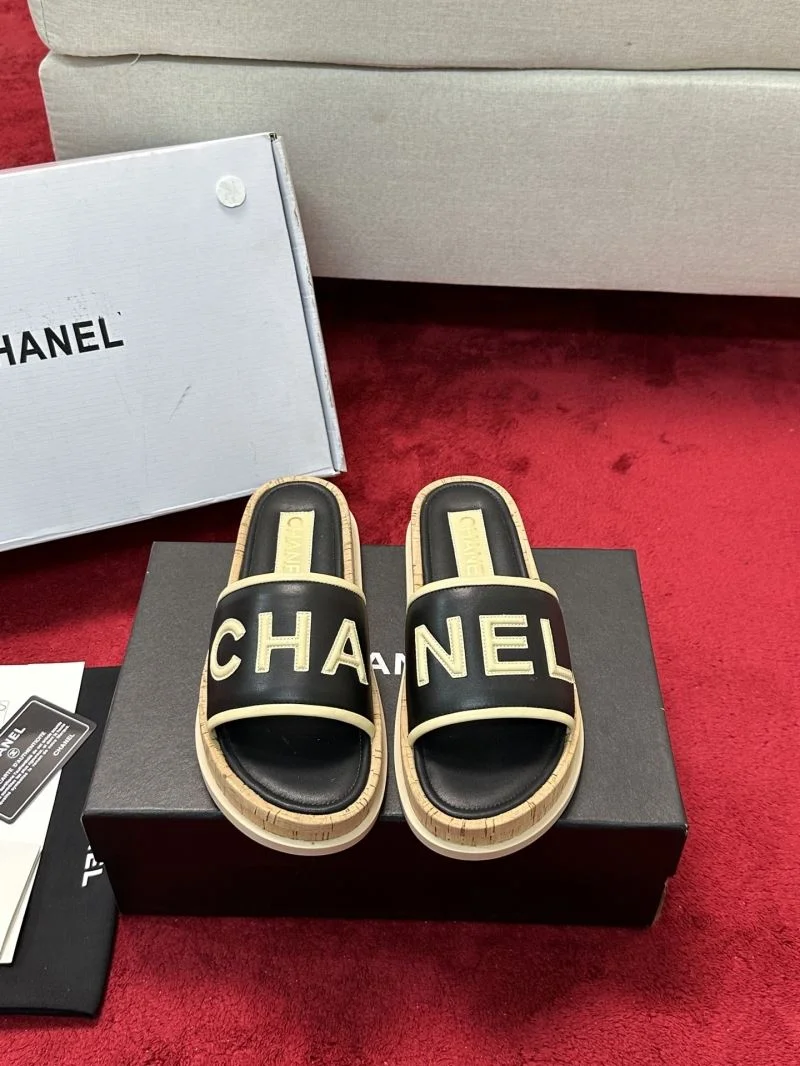 Chic Chanel Slippers 19579