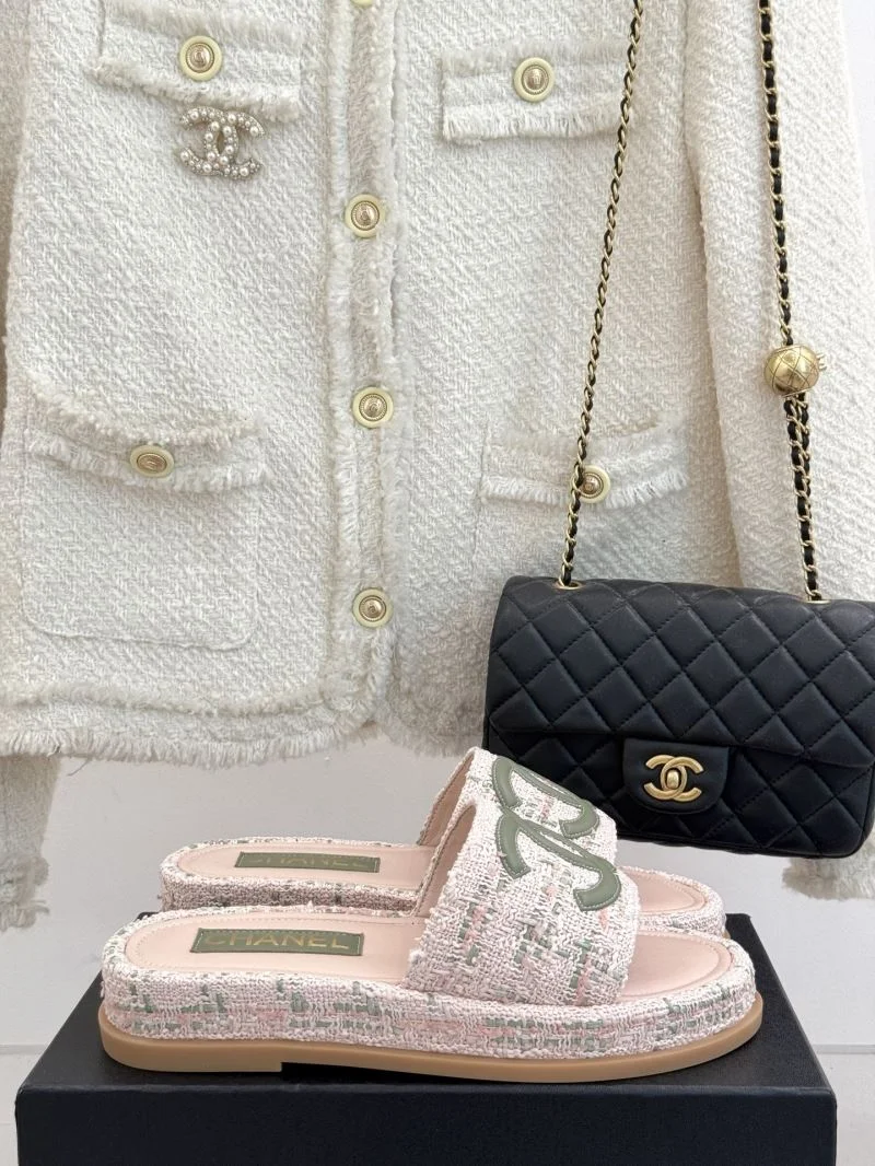 Durable Chanel Slippers 18903