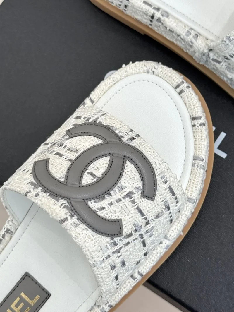 FashionForward Chanel Slippers 18894