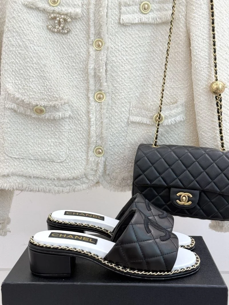 Chanel Slippers EasyMatch 18909