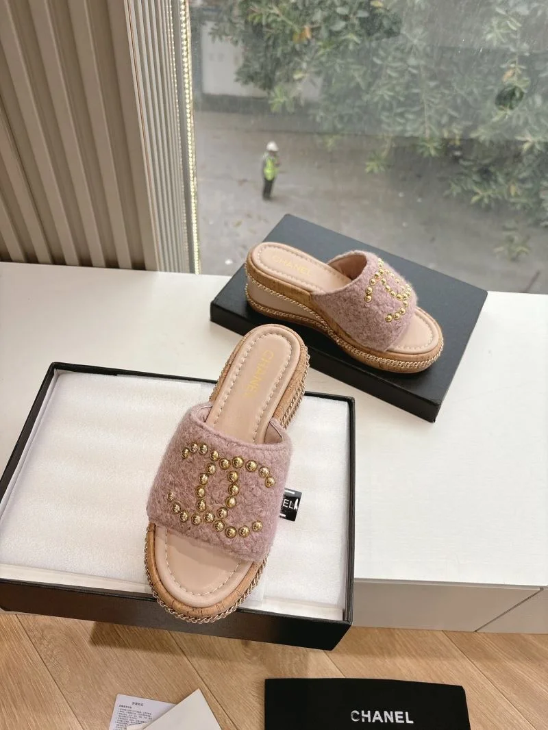 Thermal Chanel Slippers 18887