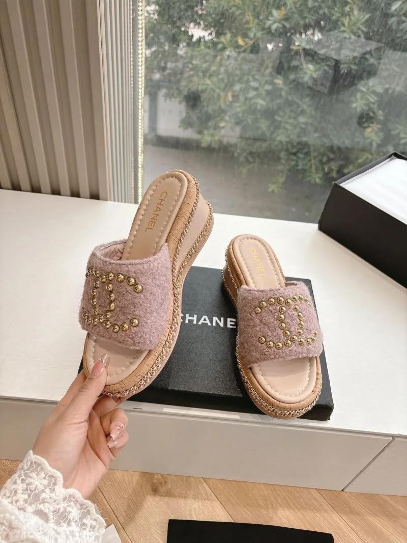 Thermal Chanel Slippers 18887