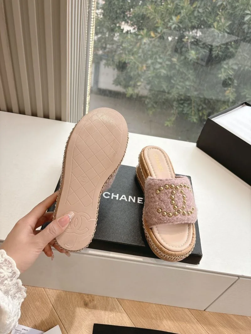 Thermal Chanel Slippers 18887