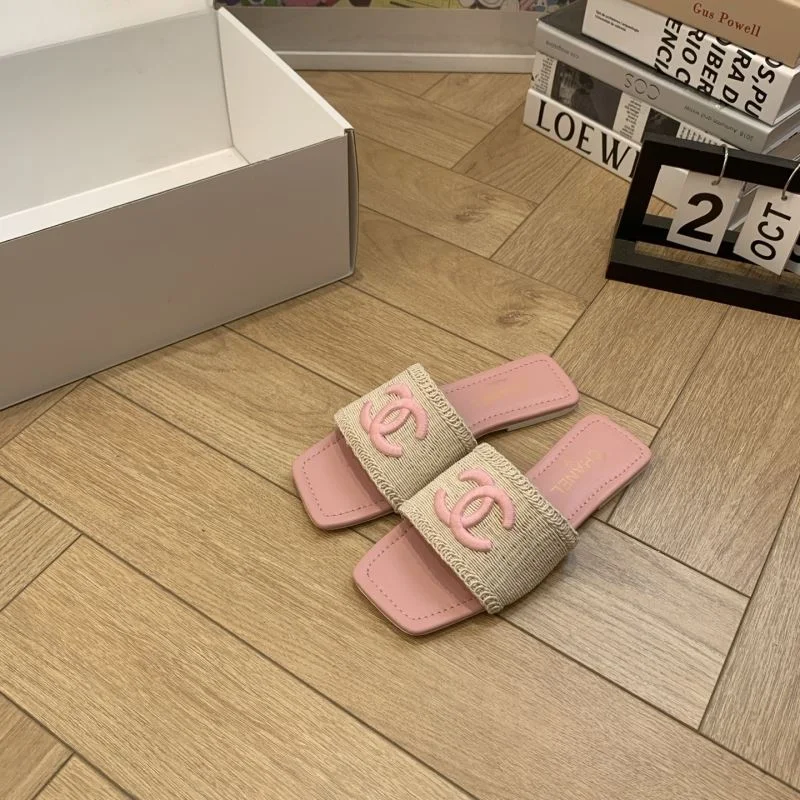 Chanel Slippers ComfortFit 18867