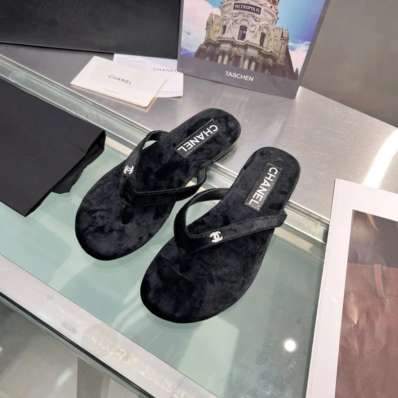 Durable Chanel Slippers 18845