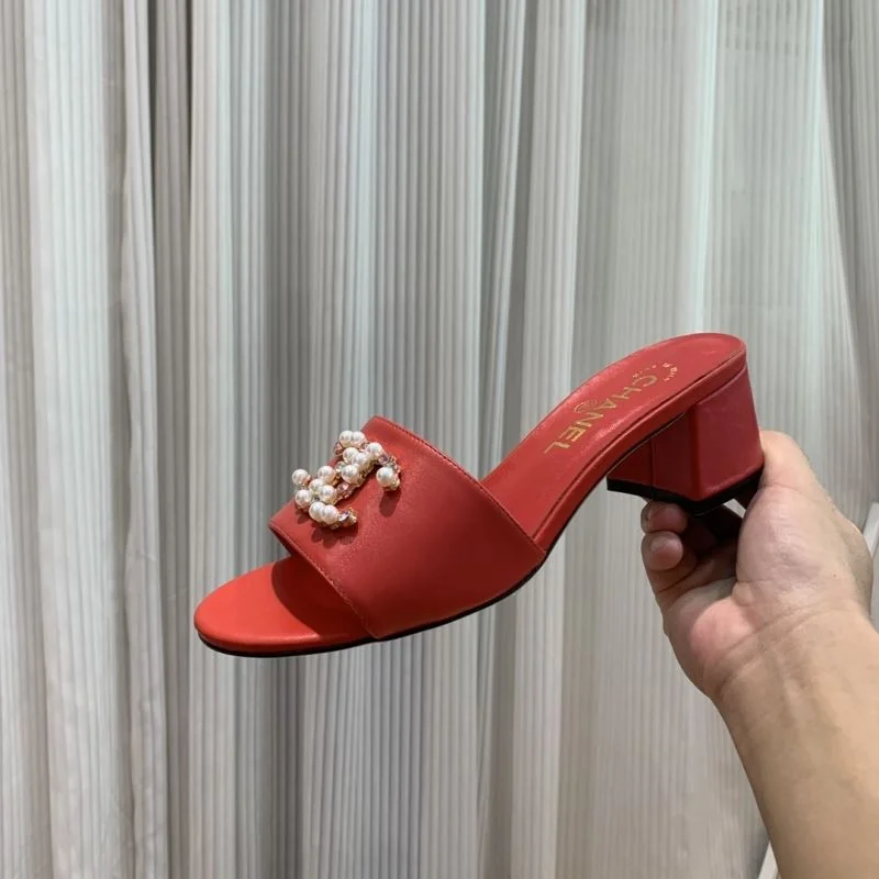 Chanel Slippers Versatile 18829