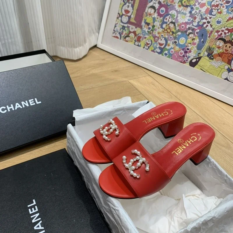 Chanel Slippers Versatile 18829