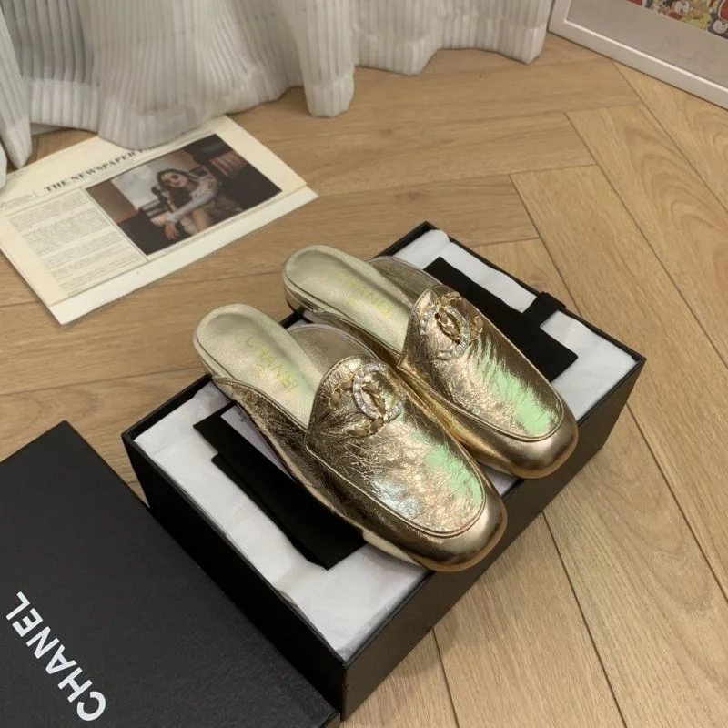 UrbanChic Chanel Slippers 18802