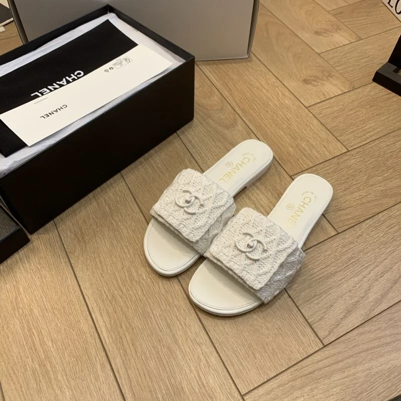 Flexible Chanel Slippers 18799