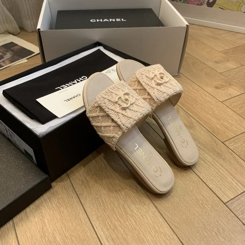 FashionForward Chanel Slippers 18791