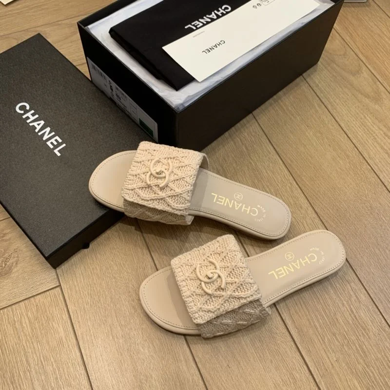 FashionForward Chanel Slippers 18791