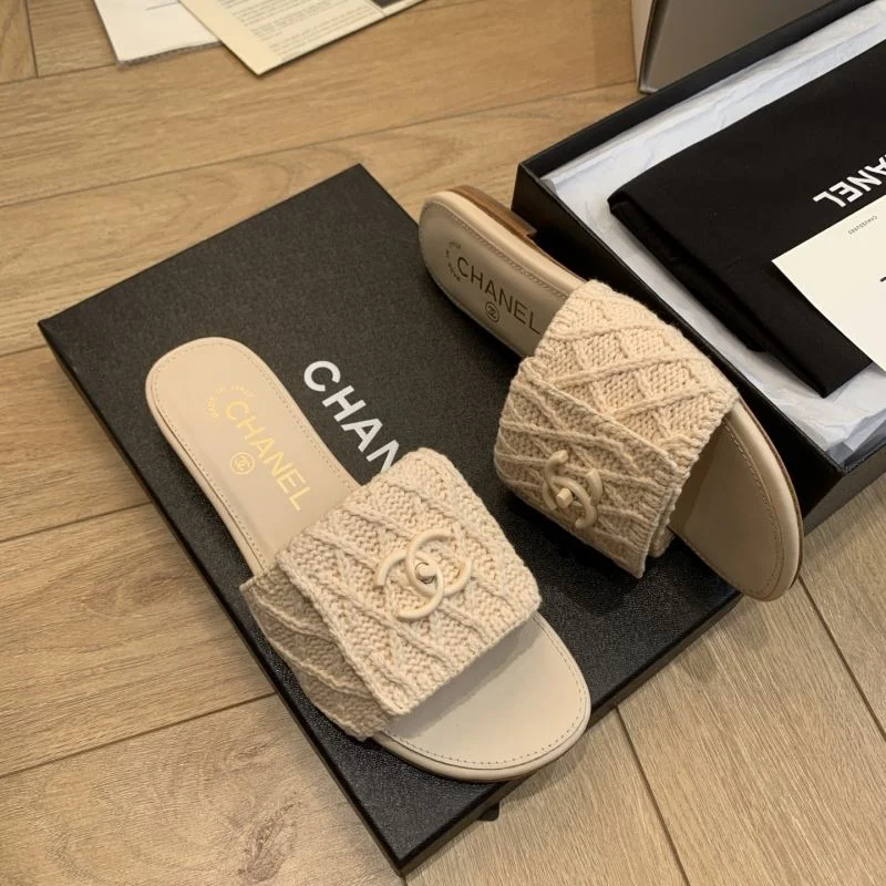FashionForward Chanel Slippers 18791