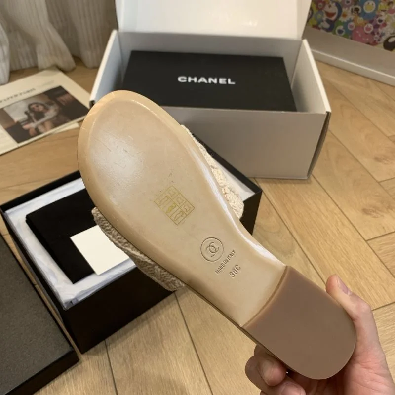 FashionForward Chanel Slippers 18791