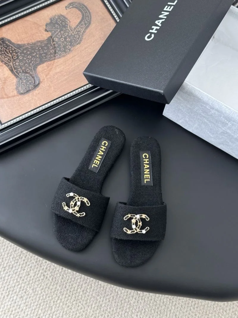 Stylish Chanel Slippers 18778