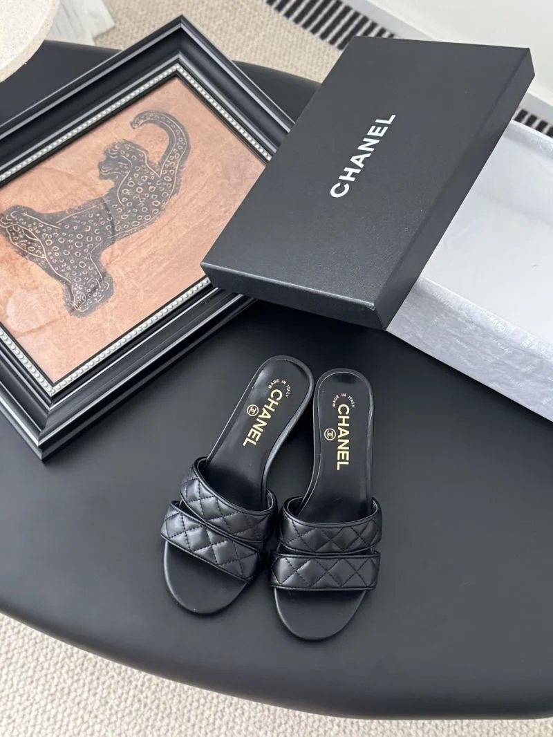 Chanel Slippers MoistureWicking 18746