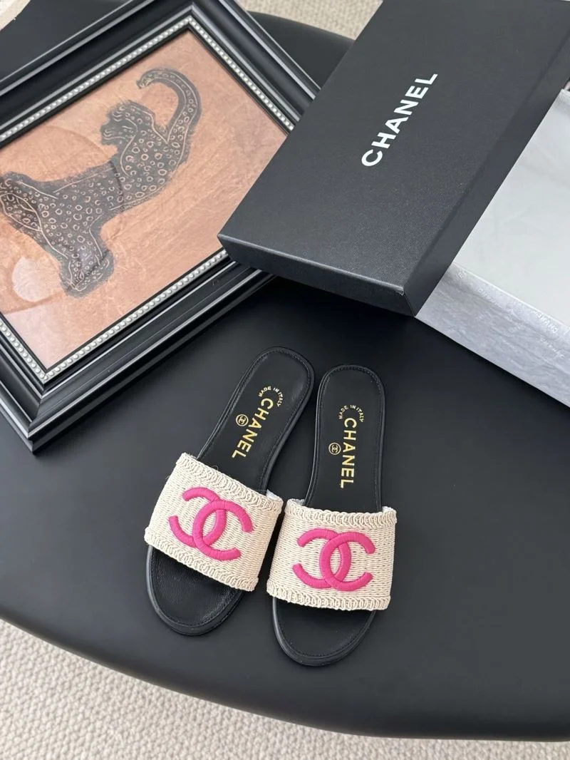 Chanel Slippers ComfortFit 18738