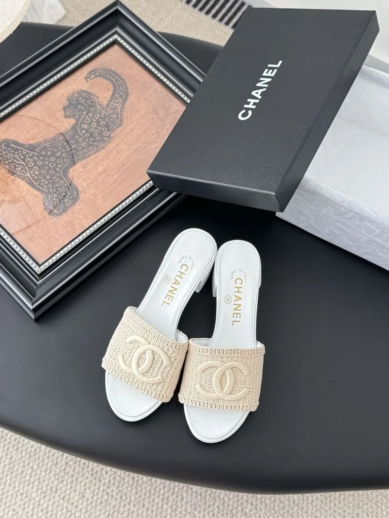 Chanel Slippers Resilient 18744