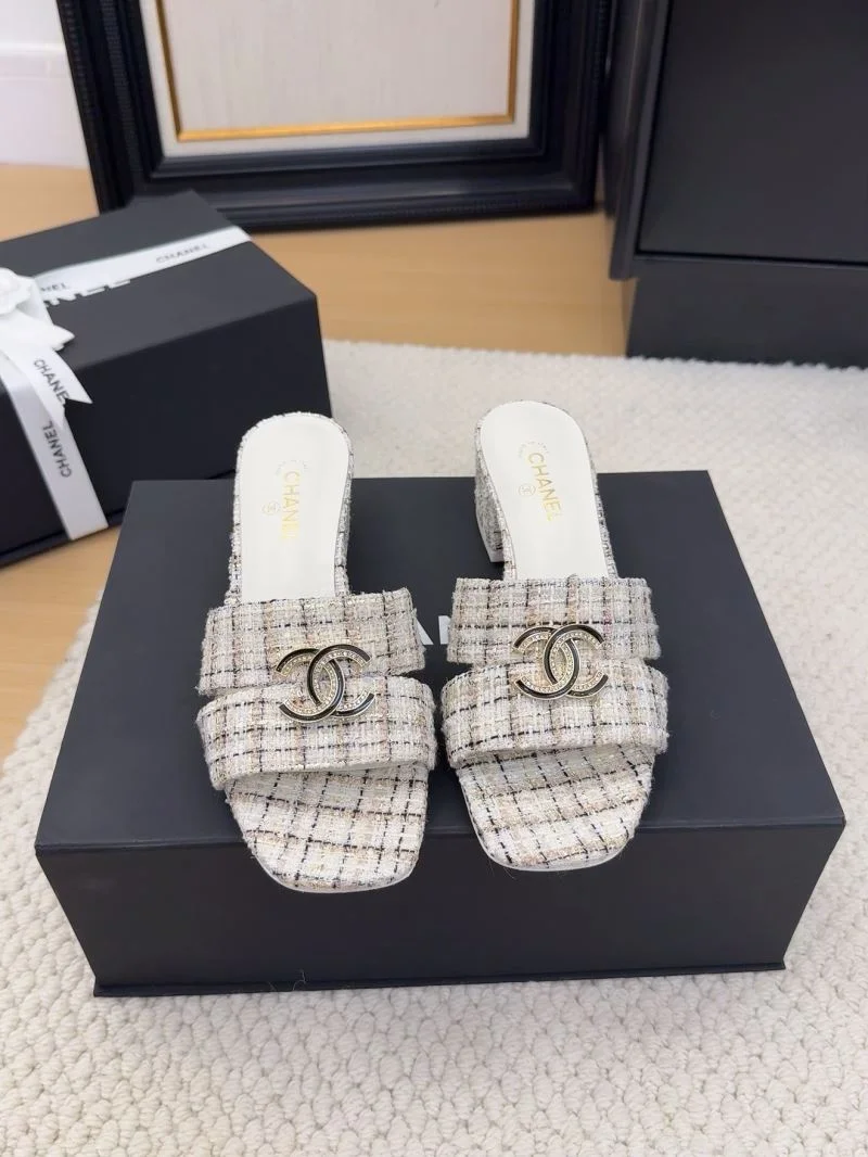 Chanel Slippers RelaxedFit 18728