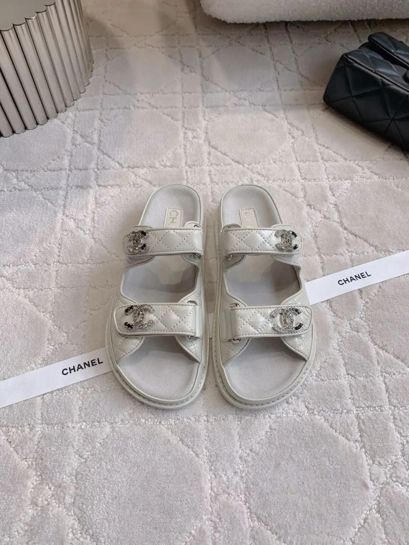 Lightweight Chanel Slippers 18727