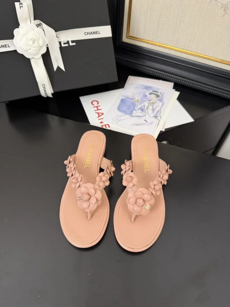 Chanel Slippers Compact 18685