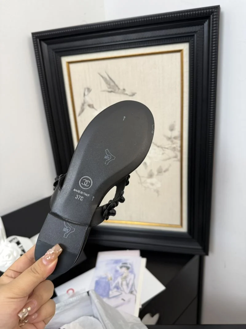 SmoothTexture Chanel Slippers 18687