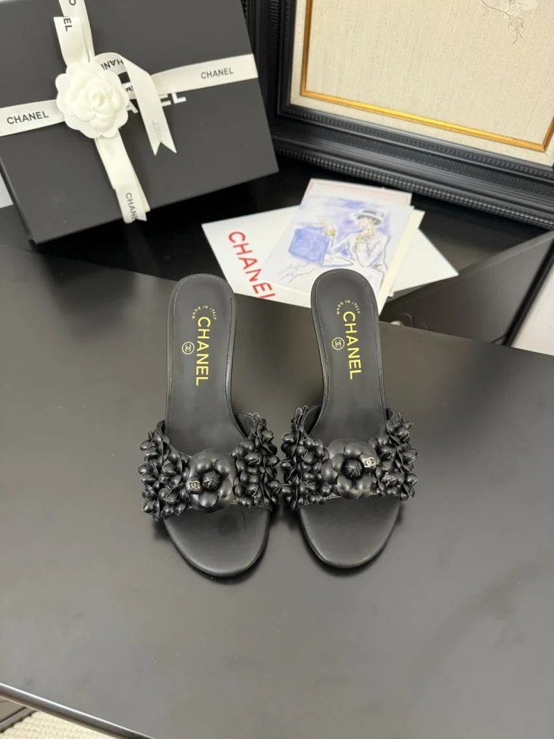 Trendy Chanel Slippers 18732