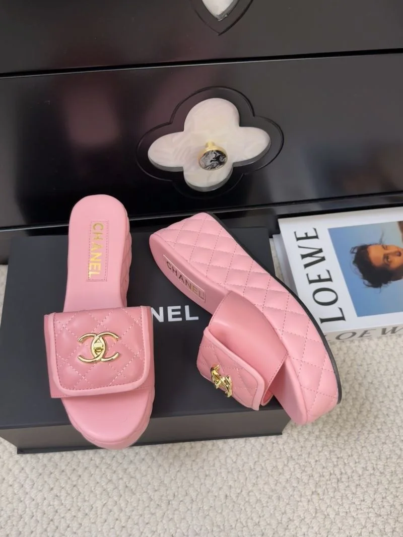 Chanel Slippers Comfortable 17231